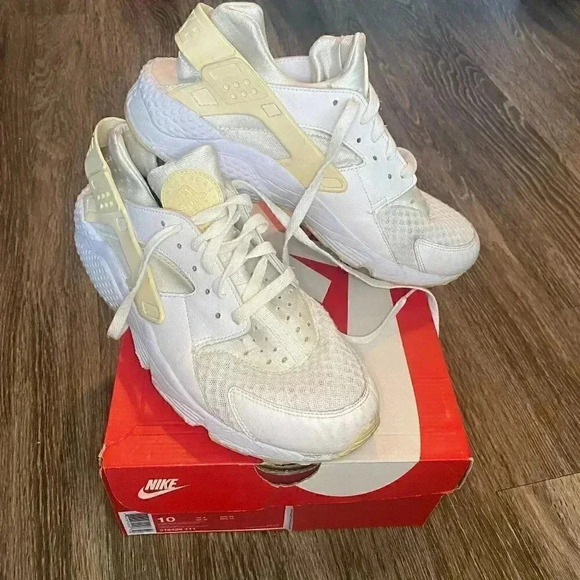 Mens Nike Air Huarache 318429-111 - 10 - Picture 1 of 9